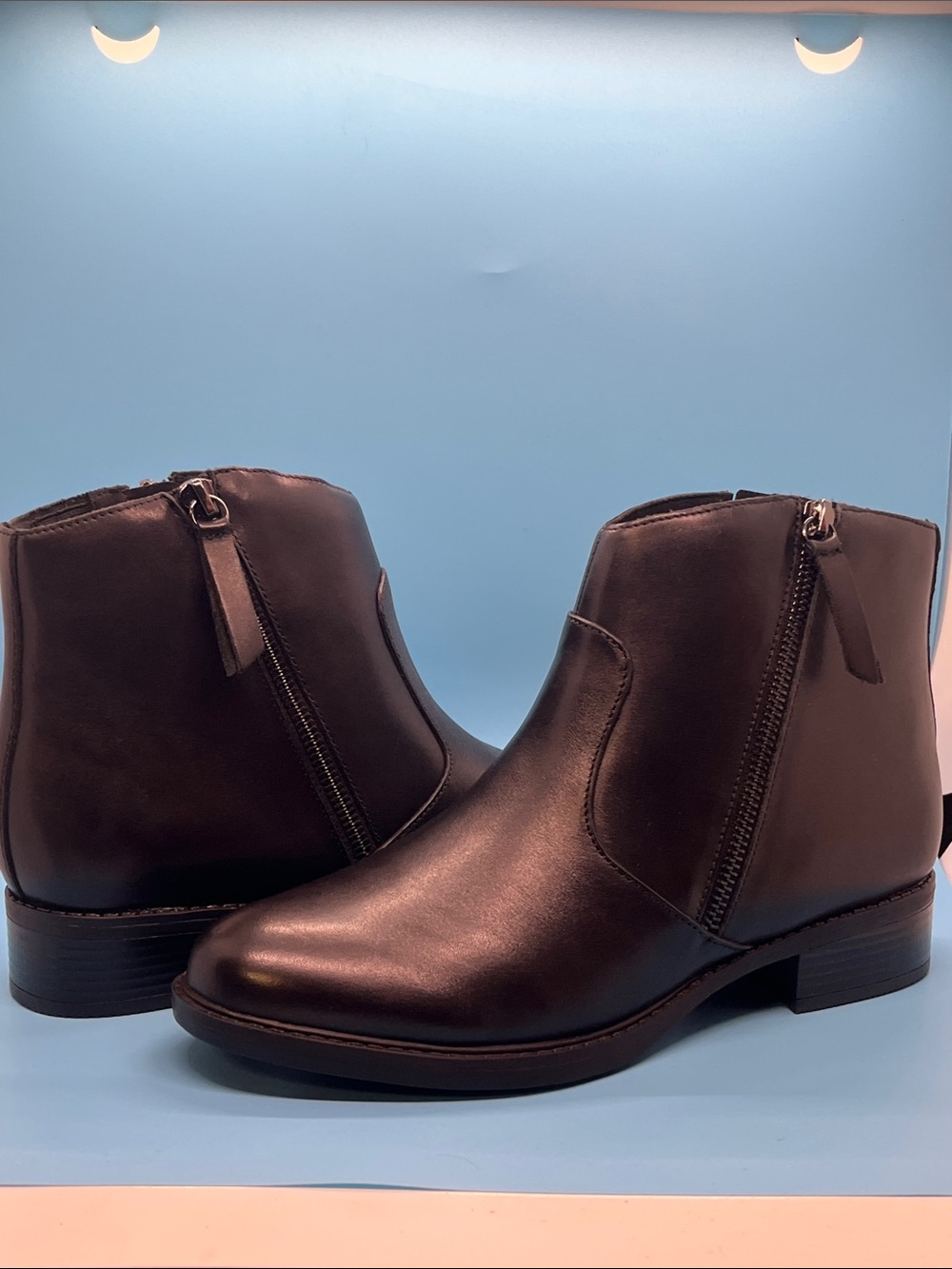 Easy Spirit Black Leather Ankle Booties with Side Zippers